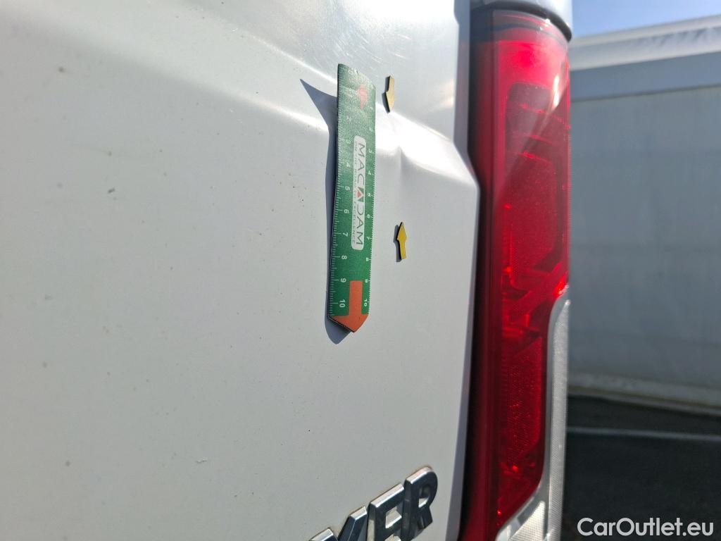  Peugeot  Boxer PEUGEOT  VU 4p Fourgon BLUEHDI 130 PREMIUM PA 333 L2H2 #40