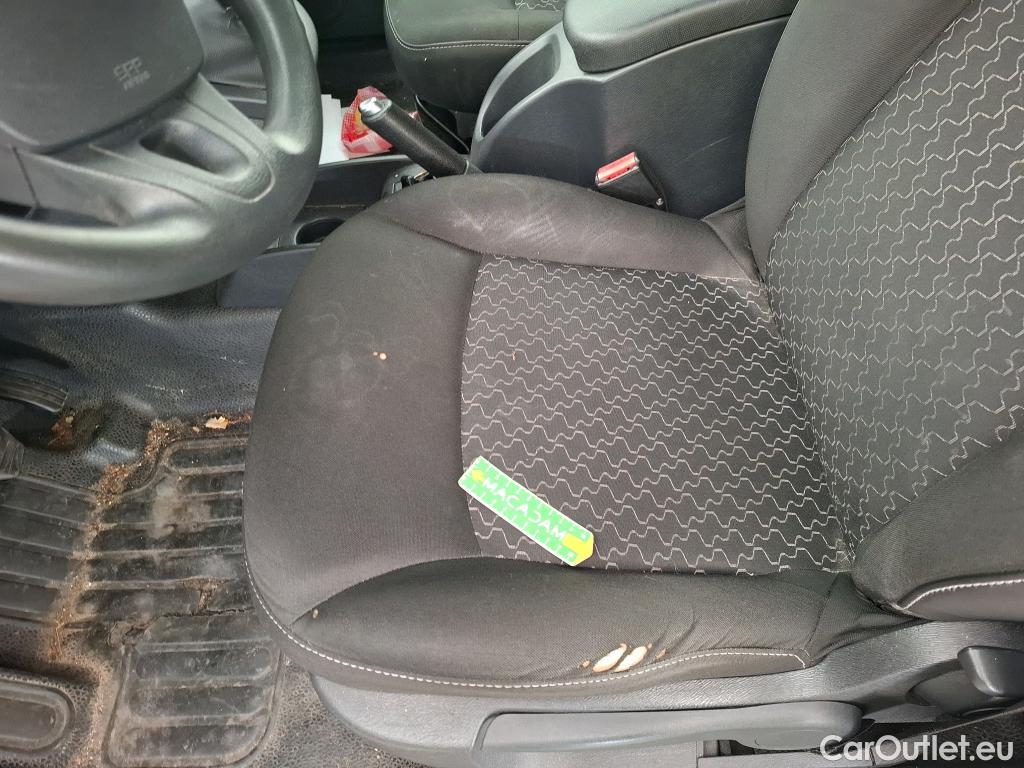  Renault  Kangoo  Express Extra (Série Spéciale) 1.5 dCi 75CV BVM5 E6 #8