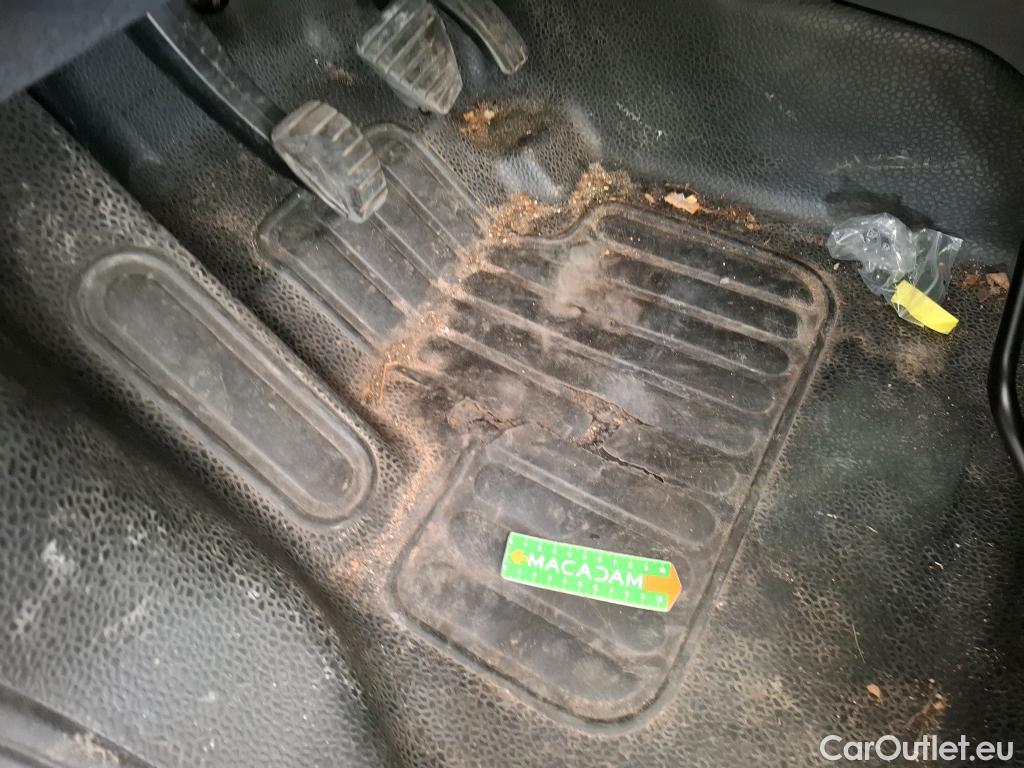 Renault  Kangoo  Express Extra (Série Spéciale) 1.5 dCi 75CV BVM5 E6 #68