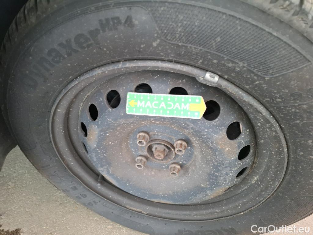  Renault  Kangoo  Express Extra (Série Spéciale) 1.5 dCi 75CV BVM5 E6 #87