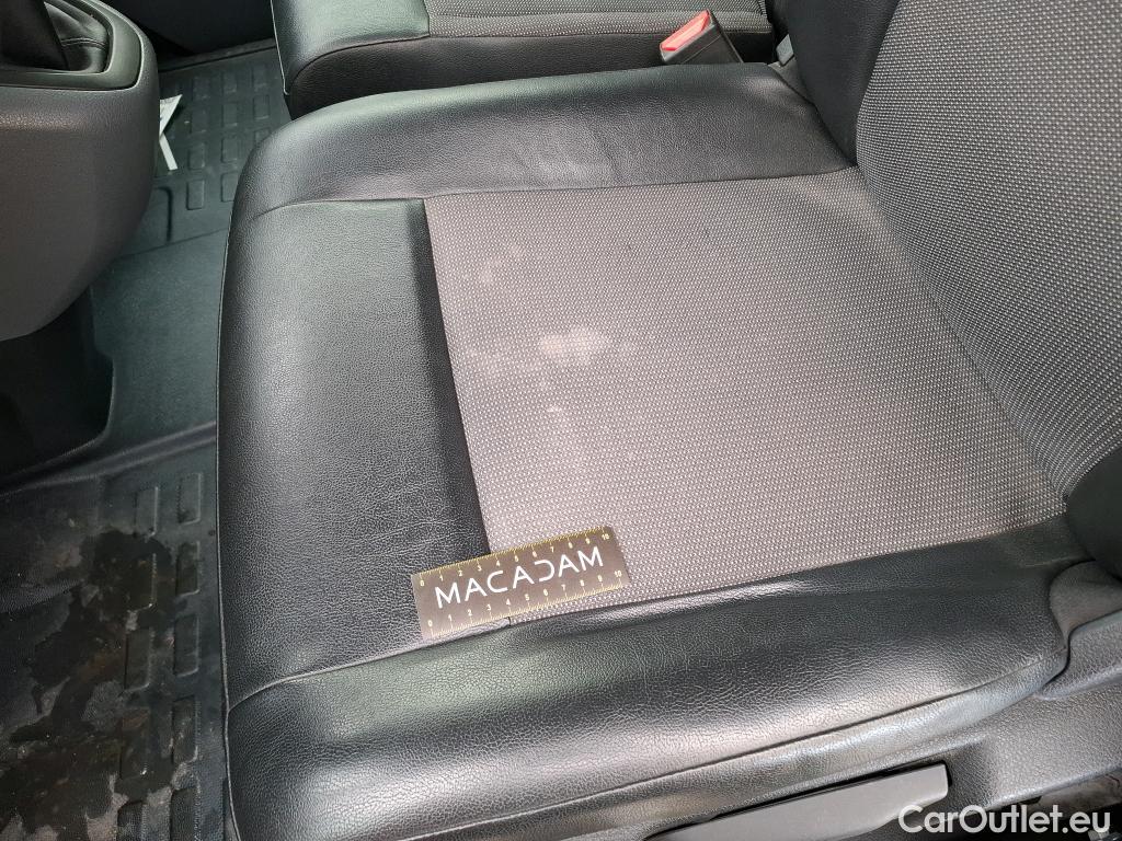  Opel  Vivaro OPEL  2019 4P Fourgon tôlé 15 Diesel 120 L2 PACK BUSINESS #14