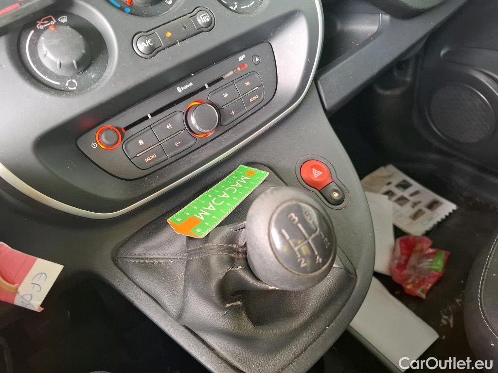  Renault  Kangoo  Express Extra (Série Spéciale) 1.5 dCi 75CV BVM5 E6 #80