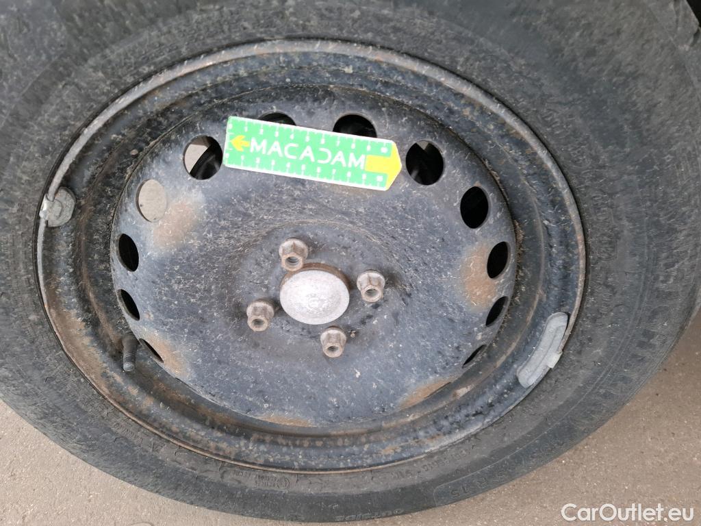  Renault  Kangoo  Express Extra (Série Spéciale) 1.5 dCi 75CV BVM5 E6 #90