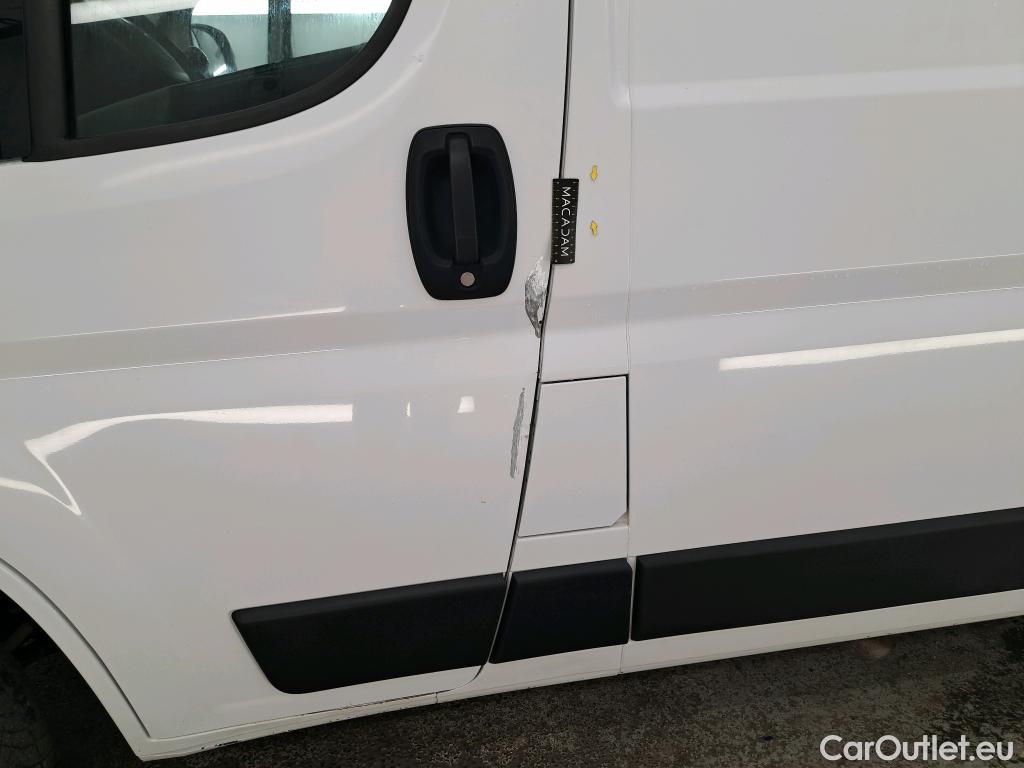  Fiat  Ducato FIAT  / 2014 / 4P / Fourgon tôlé 3.5 M H2 2.3 Multijet 140 Pack Pro Nav #30
