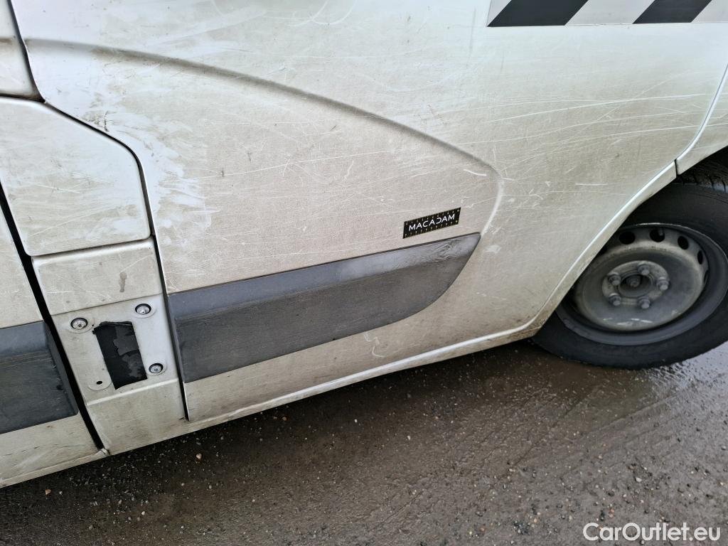  Renault  Master  III Fourgon L2H2 3 5 Grand Confort dCi 130CV BVM6 E6 #59