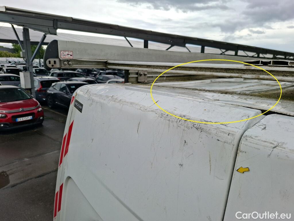  Renault  Master  III Fourgon L2H2 3 5 Grand Confort dCi 130CV BVM6 E6 #36