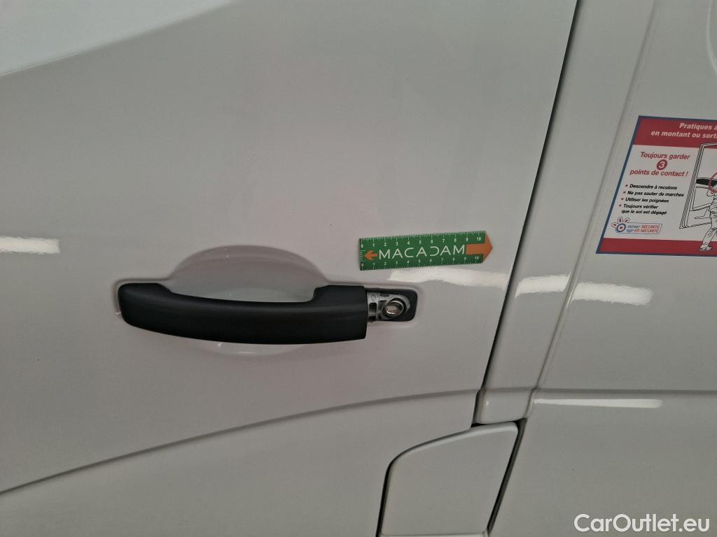  Renault  Master  Fourgon L2H2 3 5 Grand Confort dCi 135CV BVM6 E6dT #33