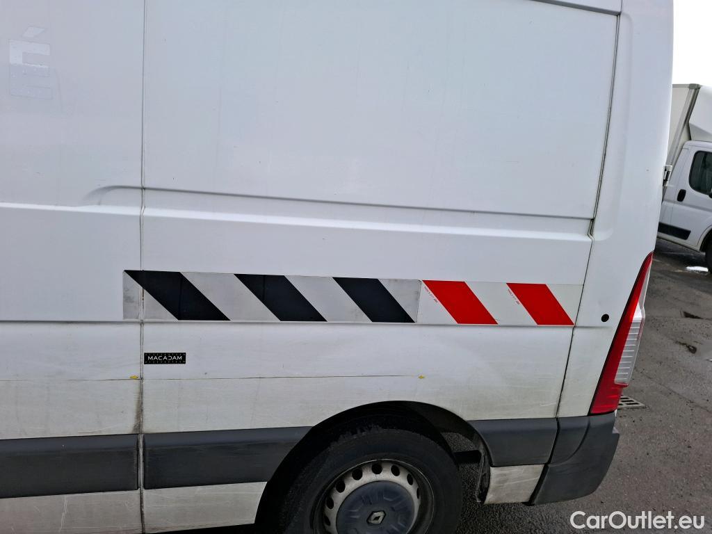  Renault  Master  III Fourgon L2H2 3 5 Grand Confort dCi 130CV BVM6 E6 #82