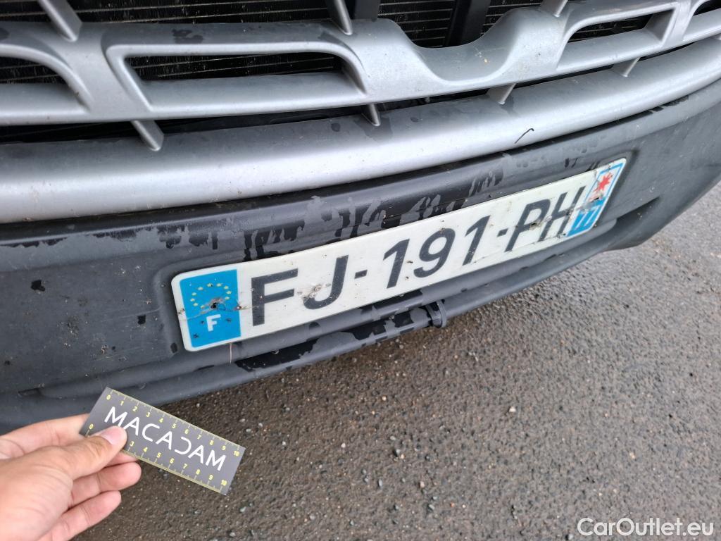  Renault  Master  III Fourgon L2H2 3 5 Grand Confort dCi 130CV BVM6 E6 #77