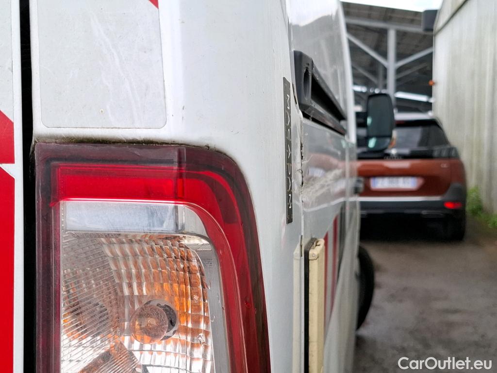  Renault  Master  III Fourgon L2H2 3 5 Grand Confort dCi 130CV BVM6 E6 #40