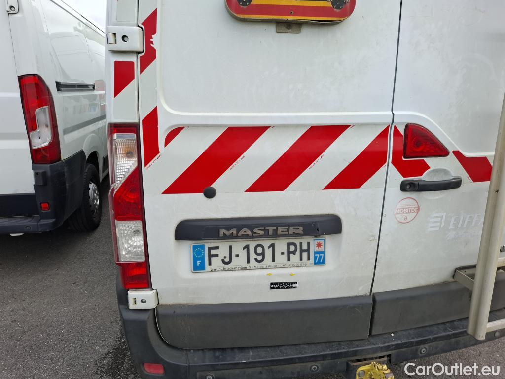  Renault  Master  III Fourgon L2H2 3 5 Grand Confort dCi 130CV BVM6 E6 #29