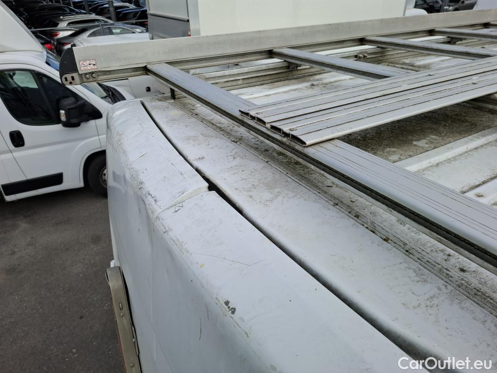  Renault  Master  III Fourgon L2H2 3 5 Grand Confort dCi 130CV BVM6 E6 #35