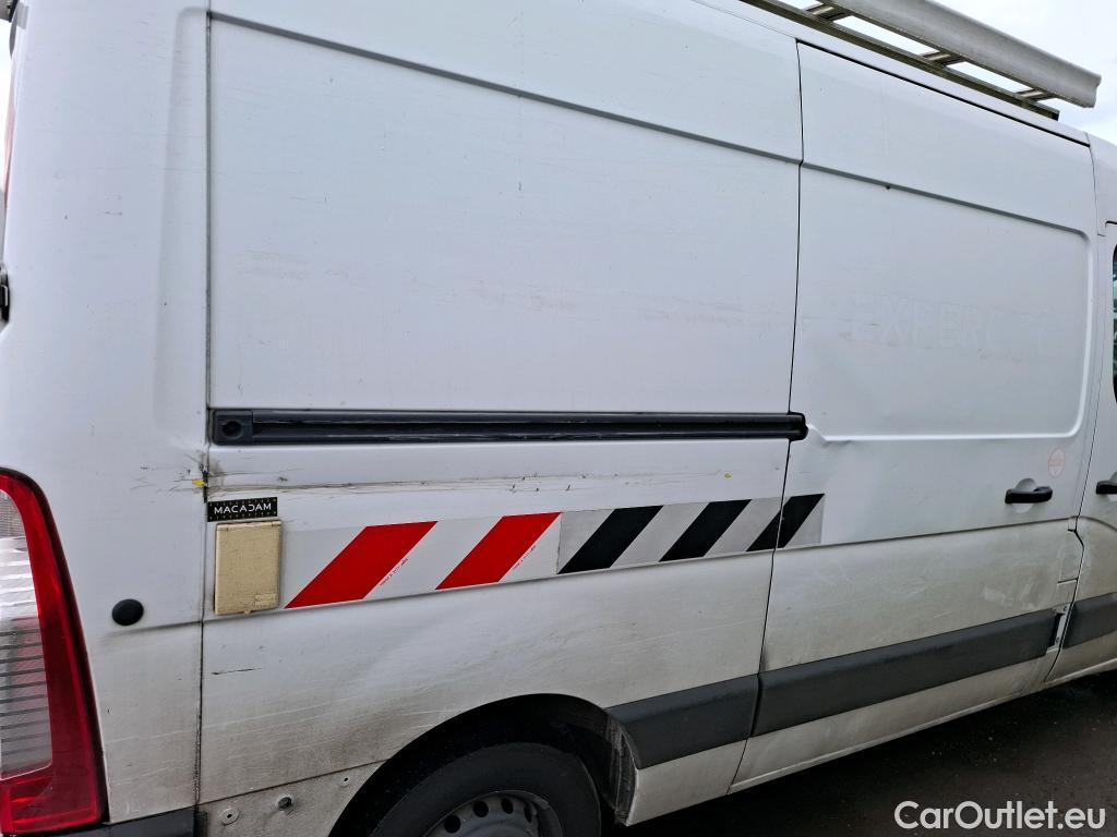  Renault  Master  III Fourgon L2H2 3 5 Grand Confort dCi 130CV BVM6 E6 #4