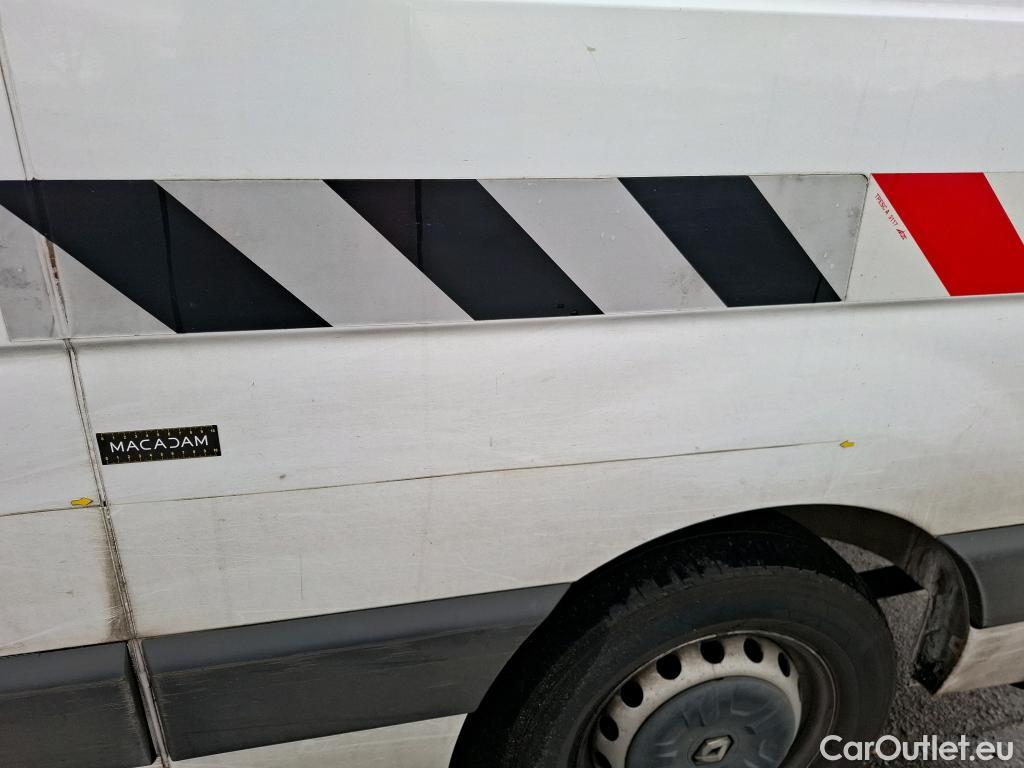  Renault  Master  III Fourgon L2H2 3 5 Grand Confort dCi 130CV BVM6 E6 #83