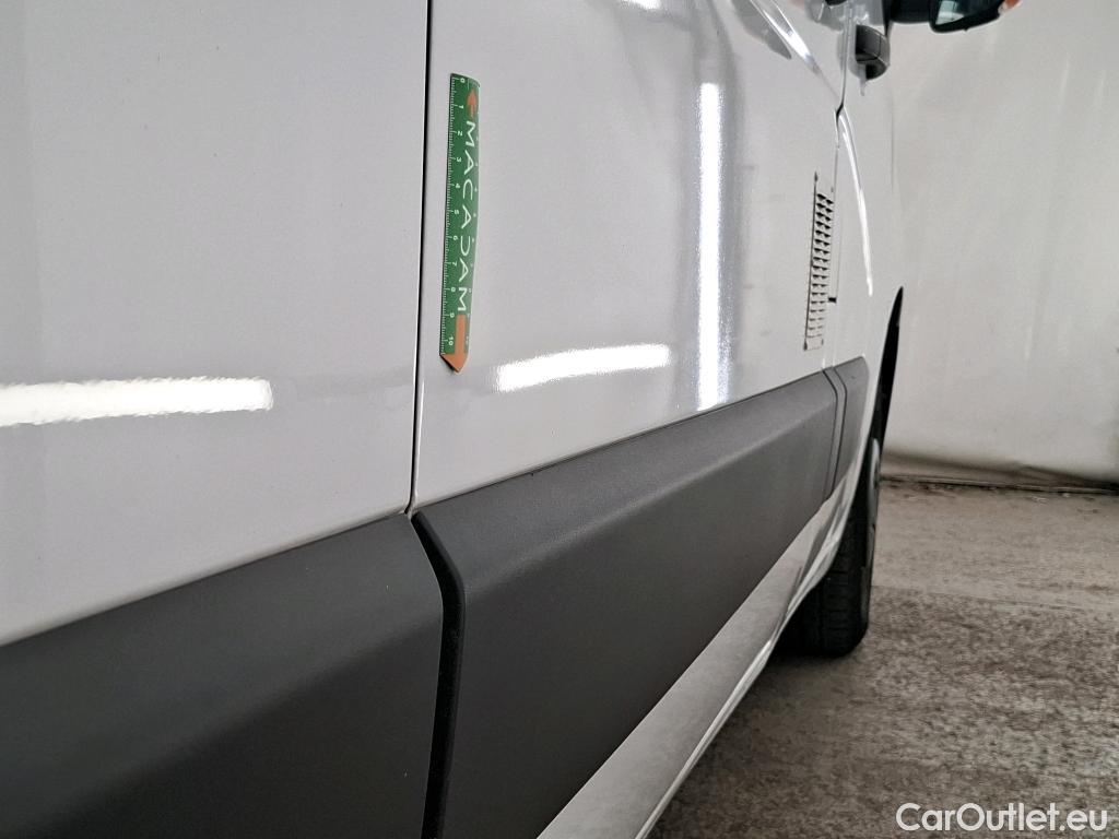 Renault  Master  Fourgon L2H2 3 5 Grand Confort dCi 135CV BVM6 E6dT #5