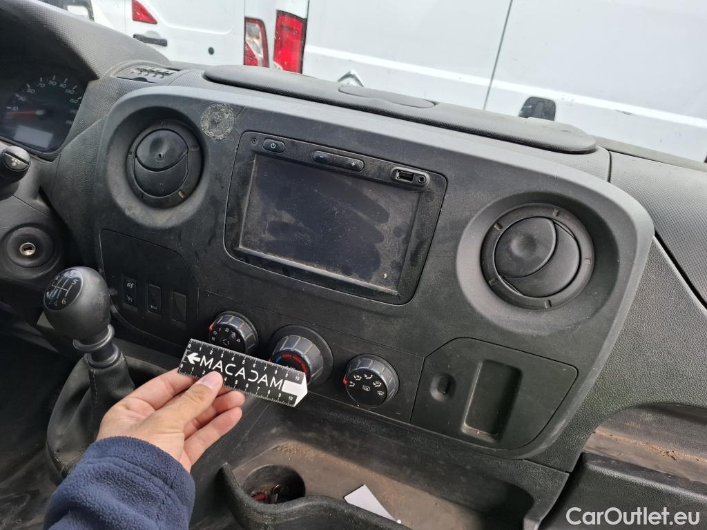  Renault  Master  III Fourgon L2H2 3 5 Grand Confort dCi 130CV BVM6 E6 #86