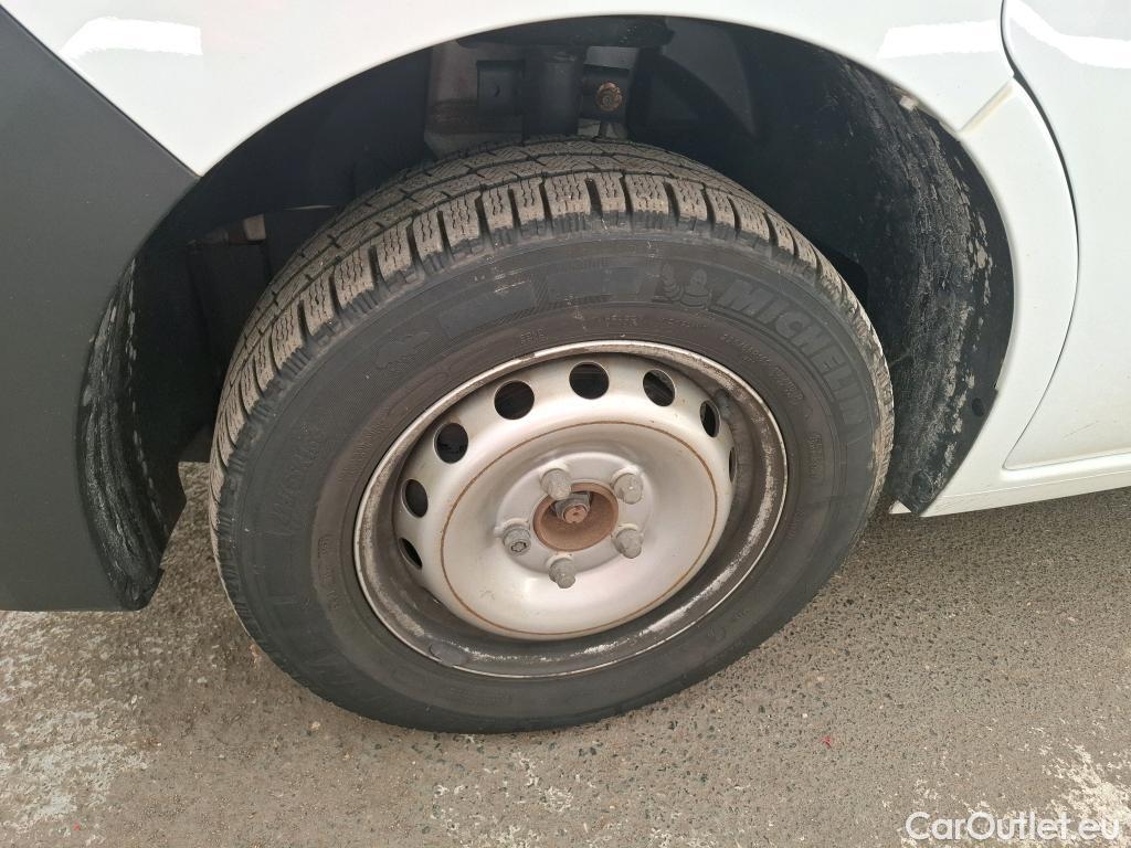  Renault  Master  Fourgon L2H2 3 5 Grand Confort dCi 135CV BVM6 E6dT #32