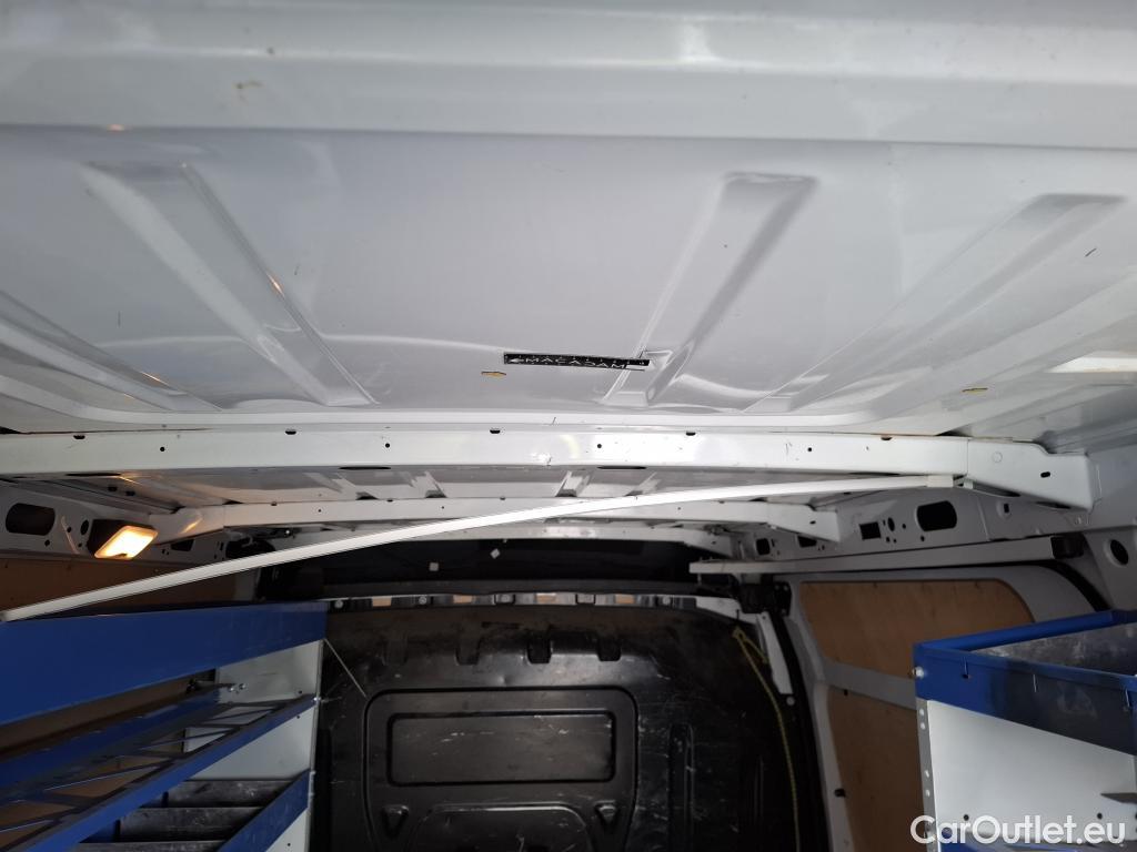  Renault  Master  III Fourgon L2H2 3 5 Grand Confort dCi 130CV BVM6 E6 #19
