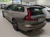 Volvo  V60 Volvo  B3 Mild Hybrid Benzyna R-Design Auto 5d #20