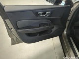  Volvo  V60 Volvo  B3 Mild Hybrid Benzyna R-Design Auto 5d #32