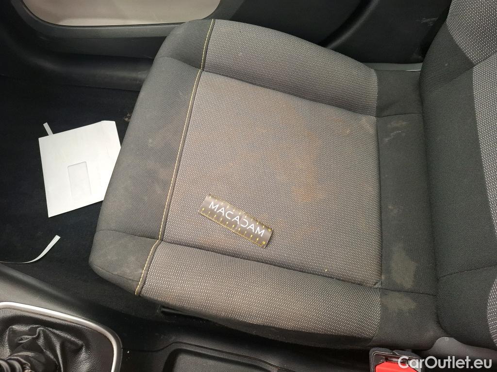  Citroen  C3 CITROEN  / 2020 / 5P / Berline PureTech 110 S&S BVM6 Shine Business #25