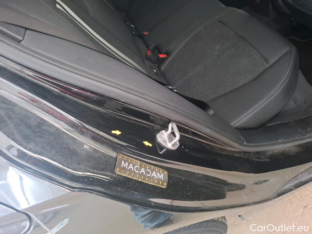  Bmw  Serie 1 Série 1 Berline 118 i Edition Sport 1.5 135CV BVA7 E6d #9