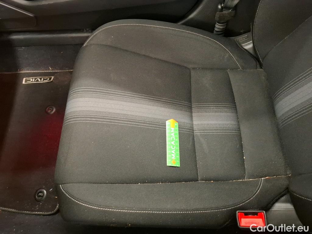  Honda  Civic HONDA  / 2022 / 5P / Berline 2.0 i-MMD Executive #36