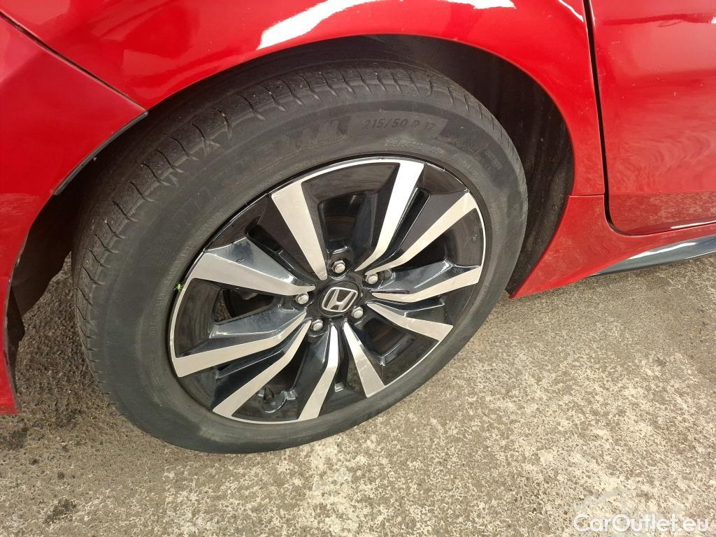  Honda  Civic HONDA  / 2022 / 5P / Berline 2.0 i-MMD Executive #25