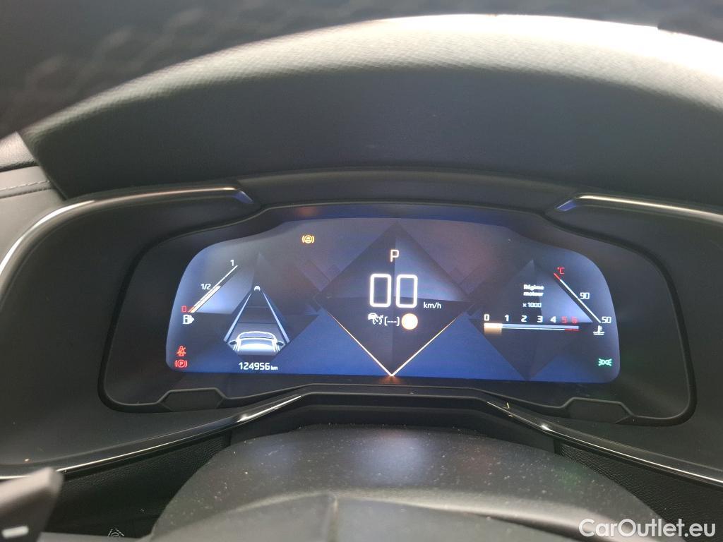  DS  DS7 DS DS 7 Crossback / 2017 / 5P / SUV BlueHDi 180 Automatique Grand Chic #134