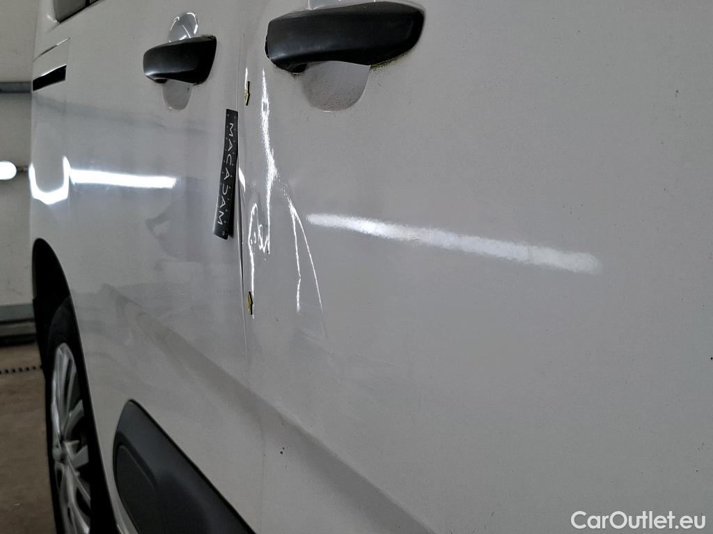  Citroen  Berlingo  Live M 1.2 PureTech 110CV BVM6 E6dT #2