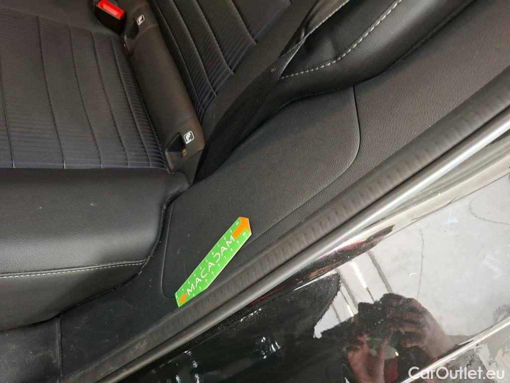  Nissan  Qashqai NISSAN  / 2021 / 5P / Crossover 1.3 MHEV 158ch Xtronic Tekna #9