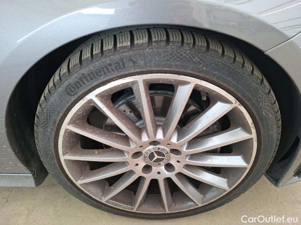  Mercedes  CLA-Klasse MERCEDES-BENZ CLA Coupe / 2019 / 4P / Coupé CLA 200 AMG Line BA7 #30