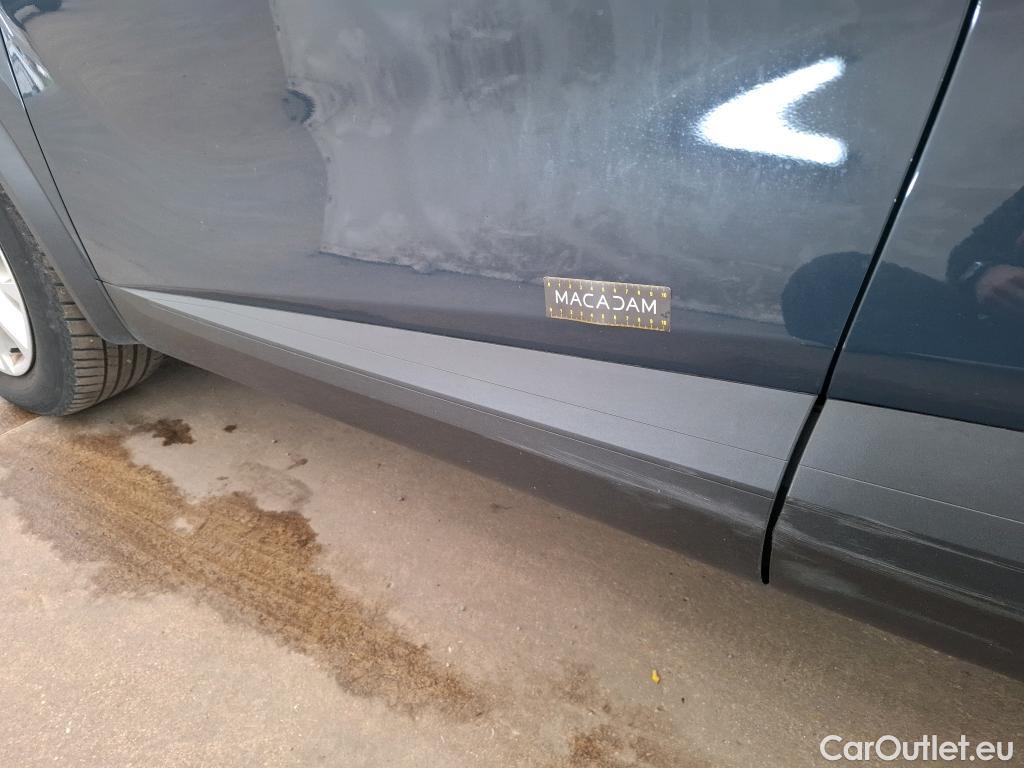  Renault  Captur  II Business 1.6 E-TECH Hybrid 145CV BVA6 E6d #42