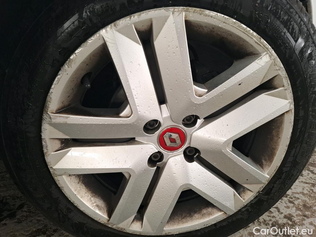  Renault  Clio  IV Business 0.9 TCe 90CV BVM5 E6 #30