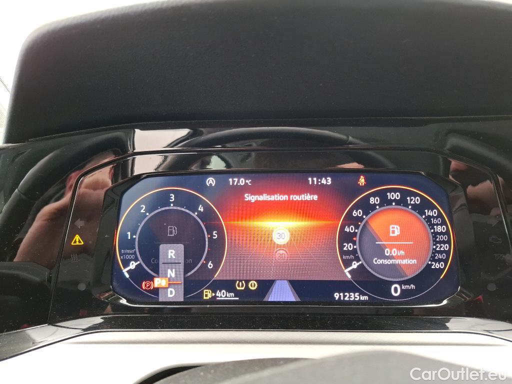  Volkswagen  Golf  VOLKSWAGEN / 2020 / 5P / Berline 2.0 TDI SCR 115 DSG7 Life Busi #30