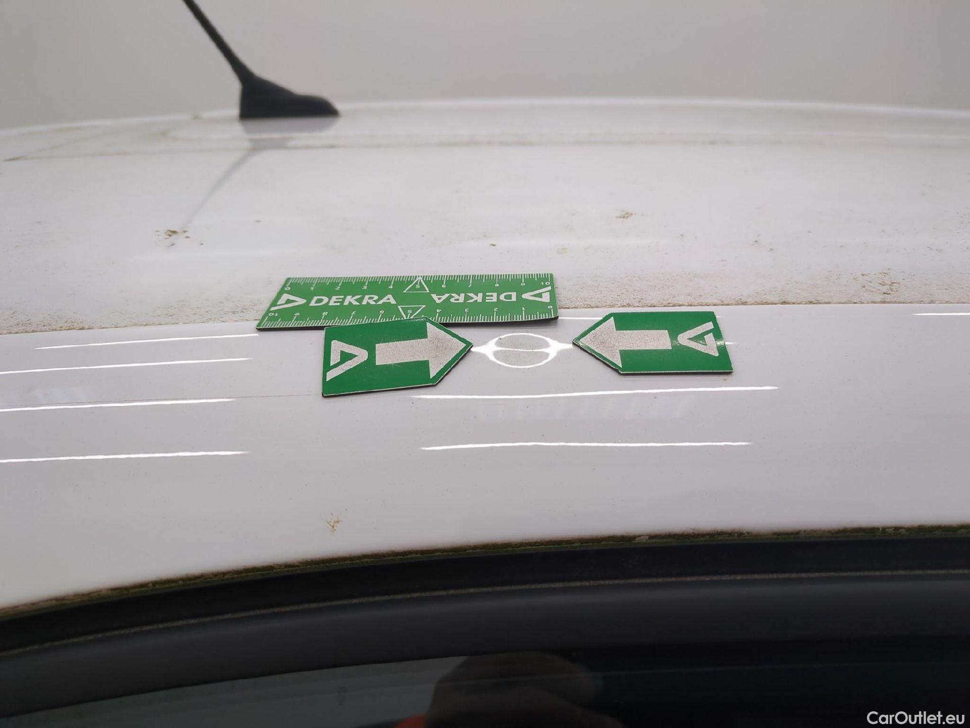  Citroen  C3  Société Feel 1.5 BlueHDI 100CV BVM6 E6d #20