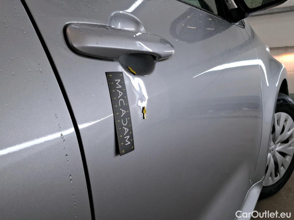  Toyota  Yaris TOYOTA  Hybride / 2019 / 5P / Berline Hybride 116h Dynamic #2