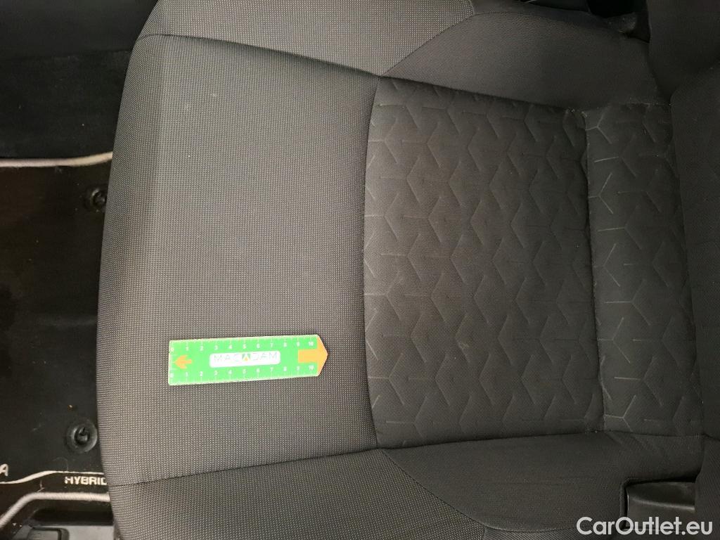  Toyota  Corolla TOYOTA  / 2018 / 5P / Berline Hybride 122h Dynamic Business Beyond Zer #18