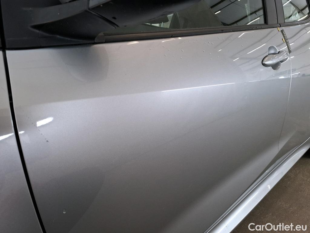 Toyota  Yaris TOYOTA  Hybride / 2019 / 5P / Berline Hybride 116h Dynamic #9