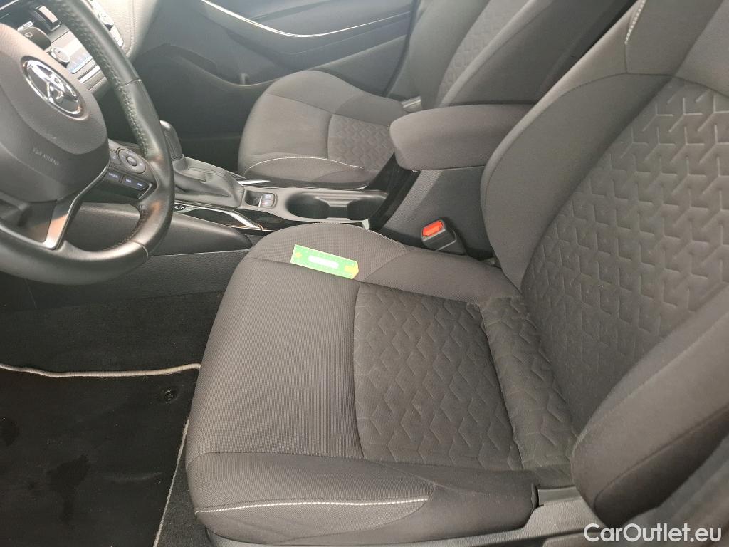  Toyota  Corolla TOYOTA  / 2018 / 5P / Berline Hybride 122h Dynamic Business Beyond Zer #17