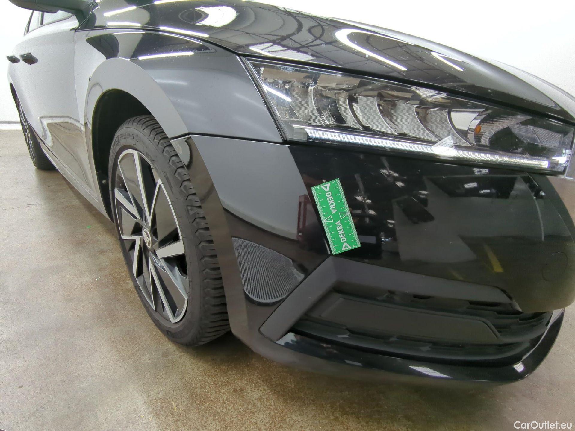  Skoda  Octavia SKODA  / 2020 / 5P / Berline 1.4 TSI PHEV iV 204 DSG6e Business #11
