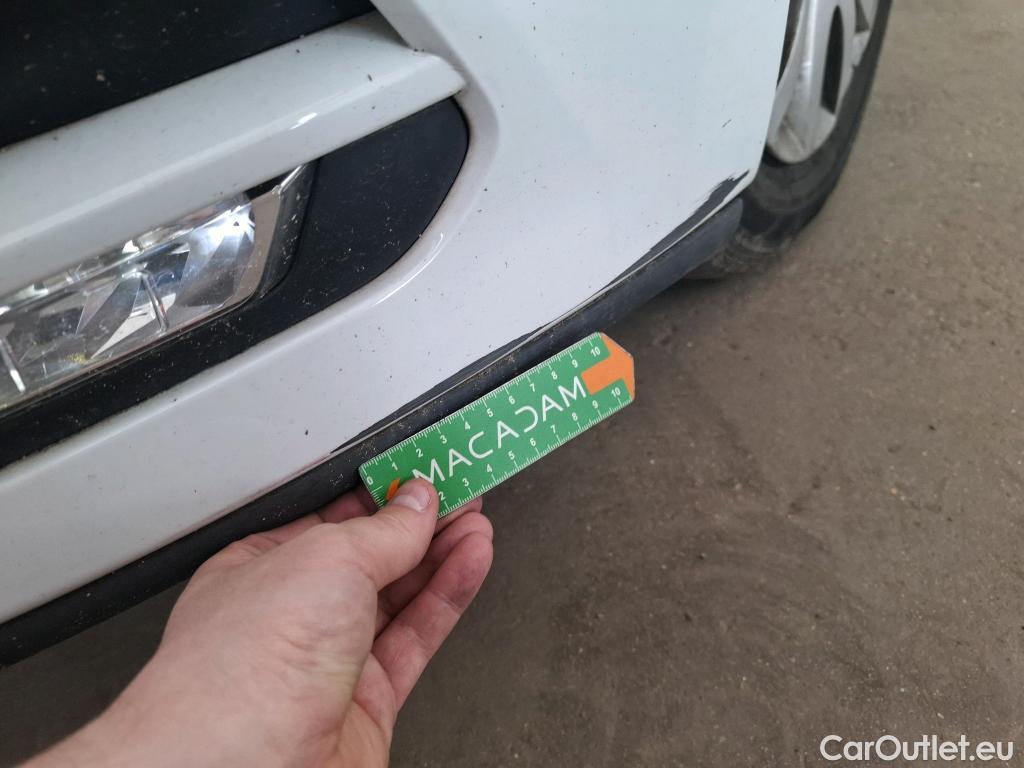  Renault  Clio  IV Air MediaNav 1.5 dCi 75CV BVM5 E6 #26