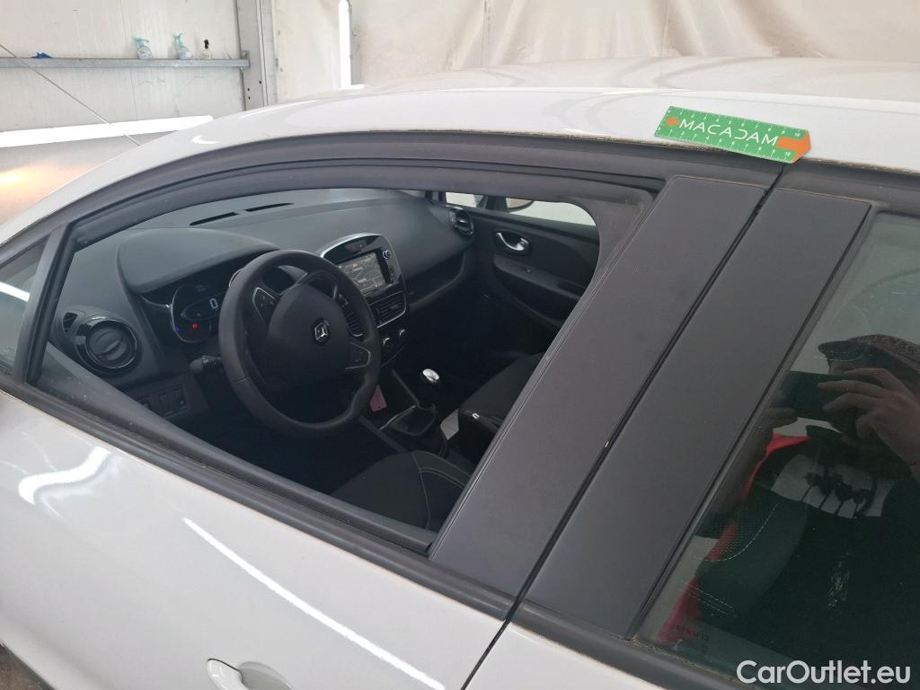  Renault  Clio  IV Air MediaNav 1.5 dCi 75CV BVM5 E6 #37