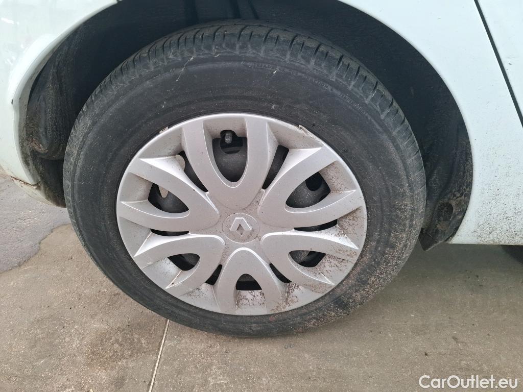  Renault  Clio  IV Air MediaNav 1.5 dCi 75CV BVM5 E6 #42