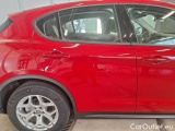  Alfa Romeo   STELVIO ALFA ROMEO / 2017 / 5P / SUV 2.2 TURBO DIESEL 160CV BUSINESS AT8 RWD #41