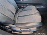 Peugeot  3008 PEUGEOT  / 2020 / 5P / SUV BLUEHDI 130 SeS ALLURE #14
