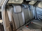  Peugeot  3008 PEUGEOT  / 2020 / 5P / SUV BLUEHDI 130 SeS ALLURE #15