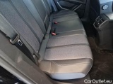  Peugeot  3008 PEUGEOT  / 2020 / 5P / SUV BLUEHDI 130 SeS ALLURE #16