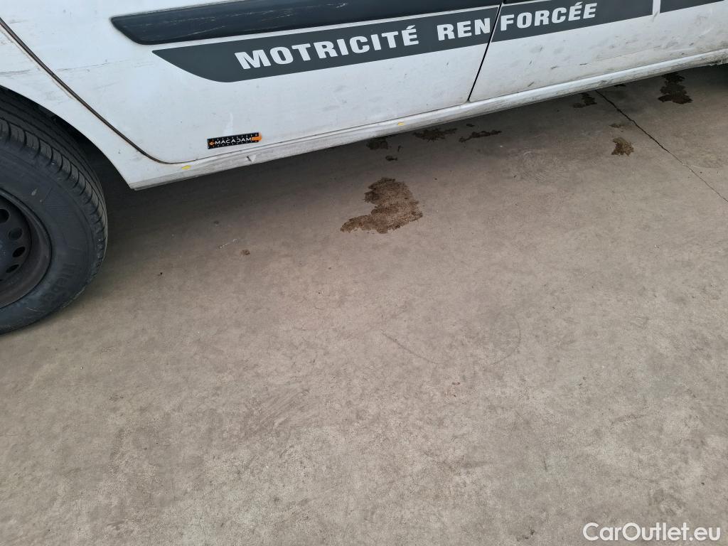  Renault  Kangoo  Express Extra (Série Spéciale) 1.5 dCi 90CV BVM5 E6 #9
