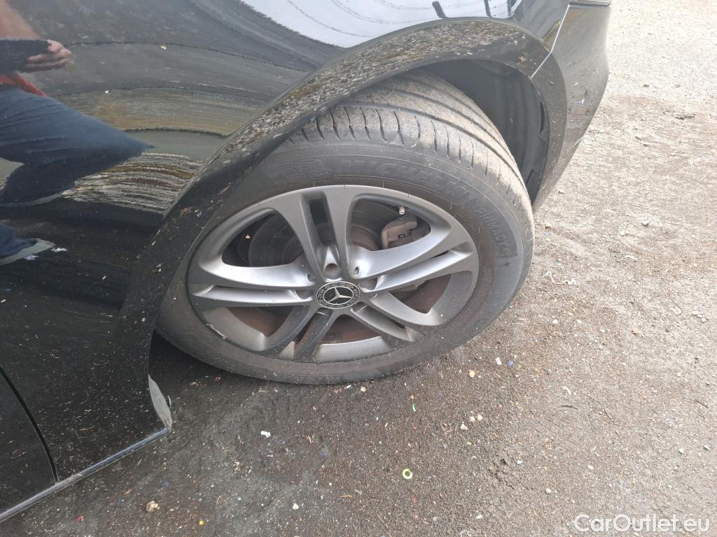  Mercedes  A-Klasse MERCEDES BENZ Classe A Compact 5p Berline A 180 Business Line #33